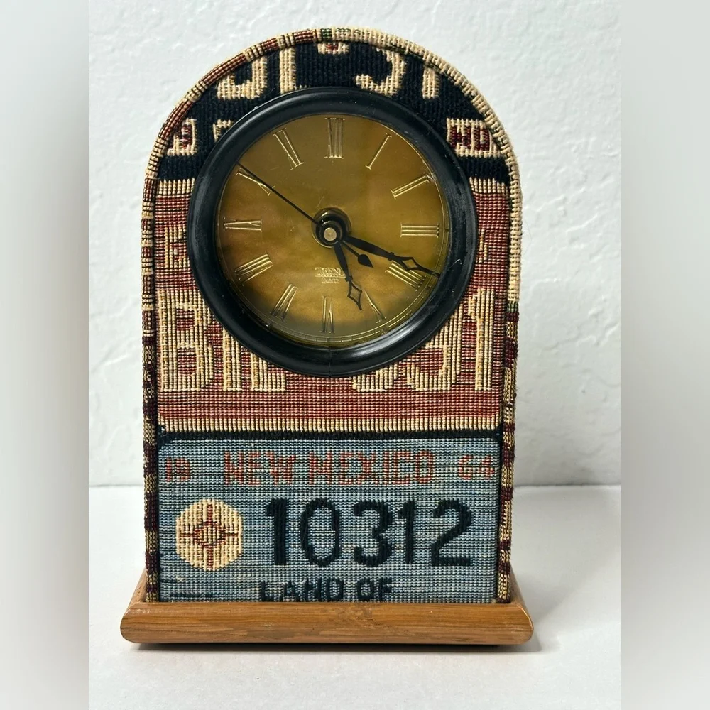 Trend Quartz Novelty Mantel Clock Analog States Tapestry Unique‎ Rare Traveling